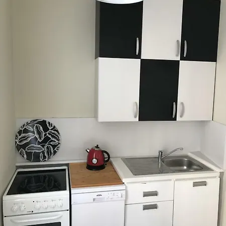 La Rieuse Prout-prout アパート